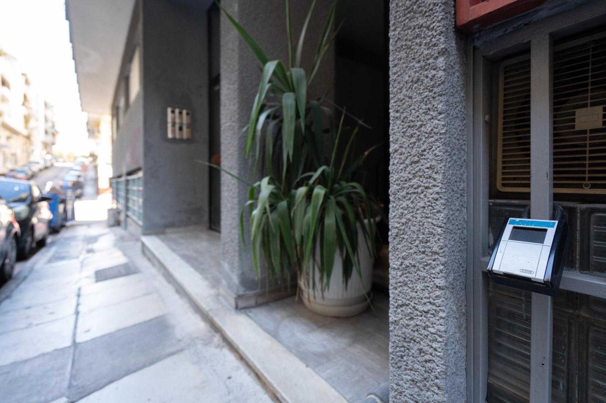 Fairytale Cozy Apt In Athens Ngoại thất bức ảnh